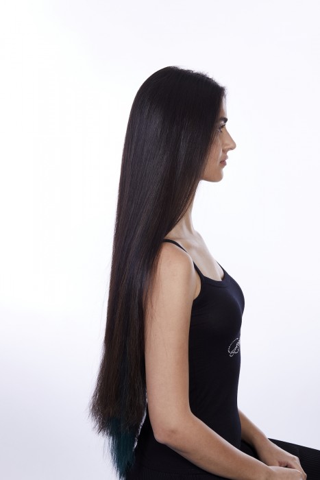 <p><strong>Our recommendation</strong>. Bondings are <span>gently </span>connected strand by strand with a teflon rod by ultrasound/heat.</p>
<p>The bondings consist of hair-like keratin. They are very flat and small. Thus they are hardly noticeable and practically invisible under the top coat.</p>
<p>The extensions are not harmful to your own hair and can be kept for up to 6 months with good care.</p> - HAIR SPRING - seit über 40 Jahren ihr Coiffeur in Oerlikon